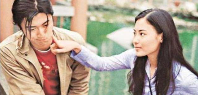 谢霆锋儿子被问是否介意王菲做后妈 脱口而出6个字 让人心疼！