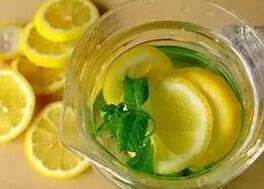 女人如何排毒养颜 保持身体的健美和肌肤的美丽