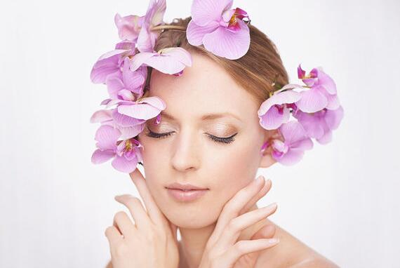 最暴露年龄的器官 让眼睛年轻起来 得先除掉这些小烦恼