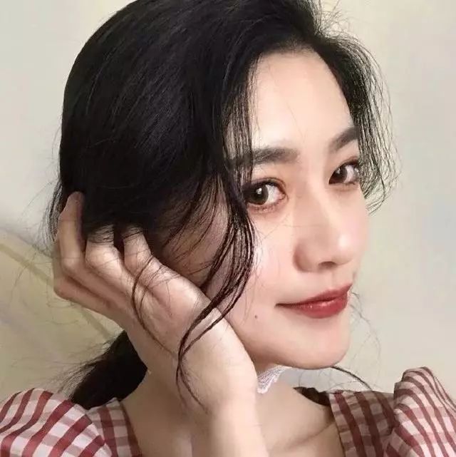 抖音很火的小句子  句句幽默  但不失深刻   快收藏吧！