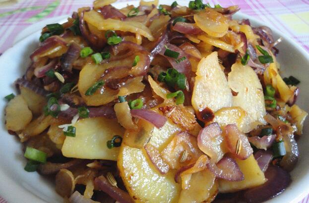 洋葱炒土豆片的做法 土豆的营养知识详细介绍
