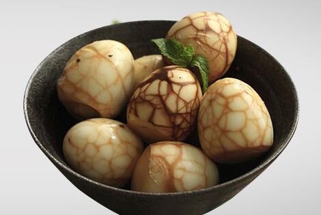 茶叶蛋这样煮入味又好吃 正宗煮茶叶蛋的方法其实就是这样的