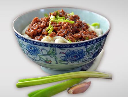 炸酱面的家常做法 吃炸酱面别直接炒酱