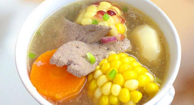 分享三种常见猪肝汤的家常做法 吃猪肝的好处