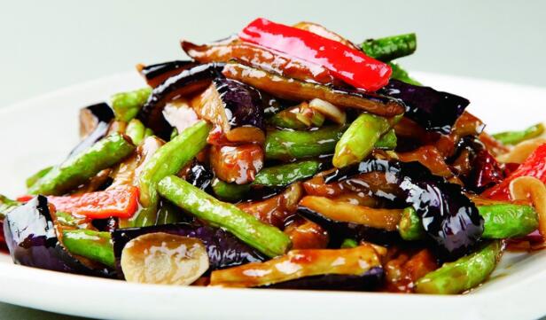 家常菜--茄子豆角的做法 朴实的食物组合 简直不要太好吃