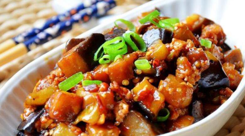 家常菜--肉末茄子 高血压患者的食疗佳品