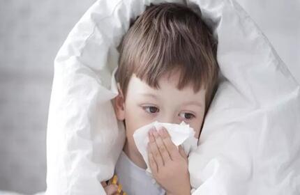 宝宝发烧了怎么办 这四种错误处理方法千万不能做