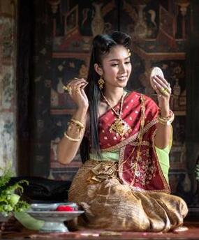 周公解梦 梦见梳头发 梦见梳头的意义解析