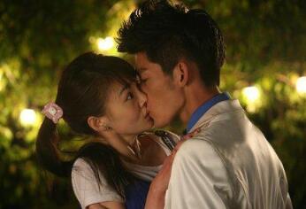 第一次见面 第一场戏就是吻戏 郑爽接受不了痛哭3小时