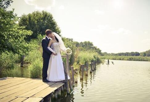 周公解梦 为什么会梦见参加别人婚礼