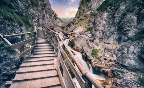 周公解梦 梦见桥塌了自己没事 这个梦境是想告诉我们哪些信息