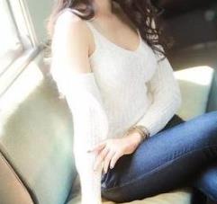 颜玉琛对待身下的人格外的粗暴 气愤大过了理智