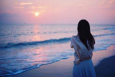 总想尝尝别的女人的滋味，能和别的女人做吗