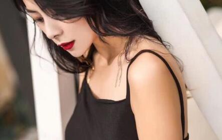  男的对你有生理反映是喜欢吗 男人有生理反应的眼神