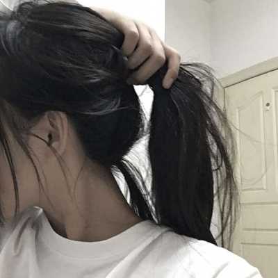 泡妞高手幽默聊天记录 能逗女朋友开心的笑话