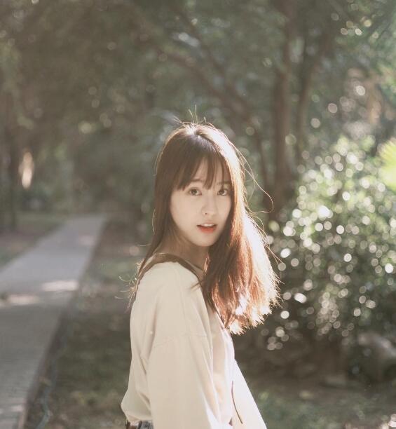 我们订了娃娃亲 在张妈眼里三十岁还没结婚就是老光棍了