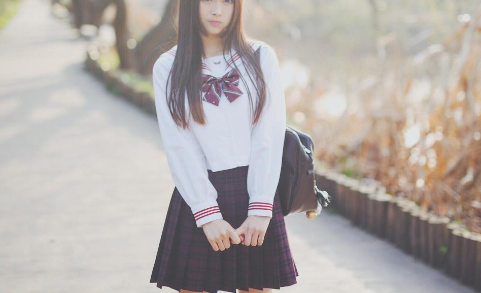 你下面那张嘴在吸我，宝贝自己把它吃进去