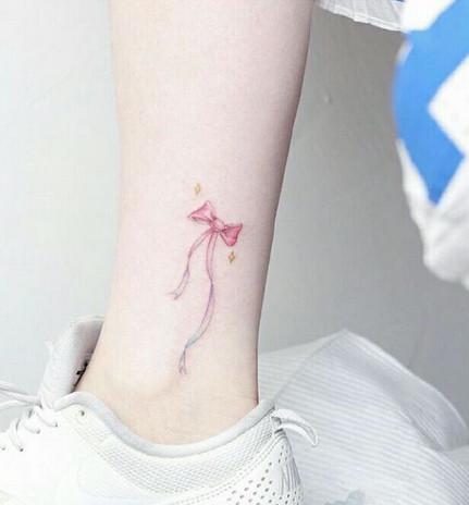 女孩纹身纹哪里好看  适合小女生的12种纹身