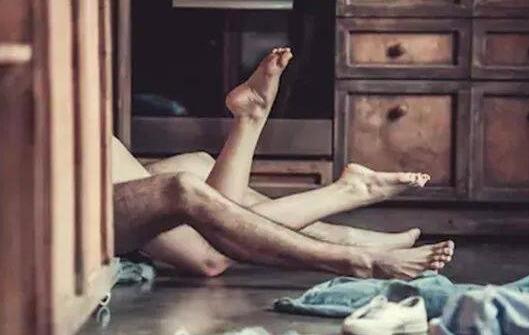 男生第一次会有什么感觉，女生的第一次为什么都会哭