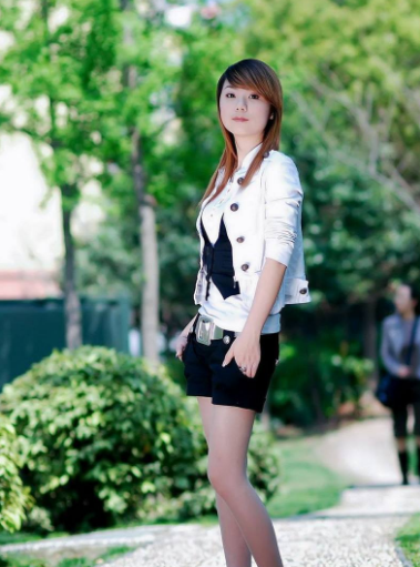 宝贝叫出来再大声一点 腿再张开一点