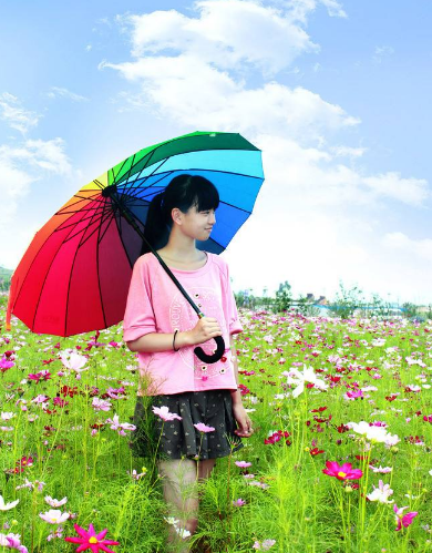 他顶着她每走一步就重重的进入 不顾她的求饶