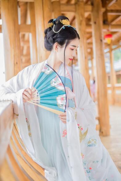 太大了要撑坏了肉bl古代 求求你不要弄了你那太大了