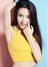 夹住不要把按摩器掉下来 宝贝乖一点