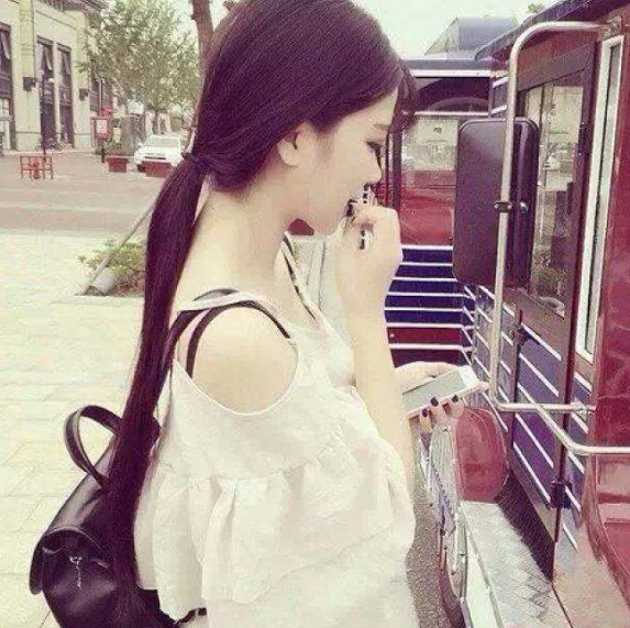 掌嘴光臀扇肿撅高 带玉带玉势惩罚