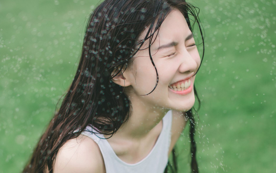 可以让男生听湿的语音 男人㕚女人后边的性音