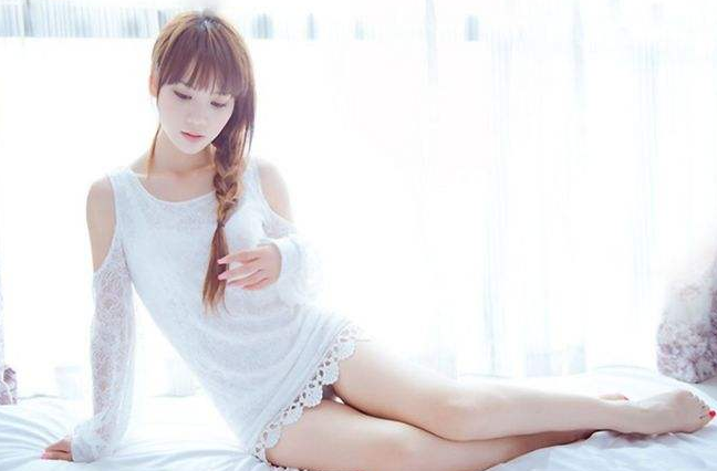 要出水了 你怎么外面那么紧 喔里面那么柔软