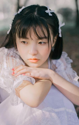 看了一部关于我被送到sm俱乐部的文章 自己也想...