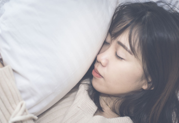 老师带我进入了她的身体 好硬好大再深一点