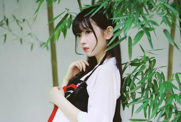 口述老公和老外一起舔我下面好爽