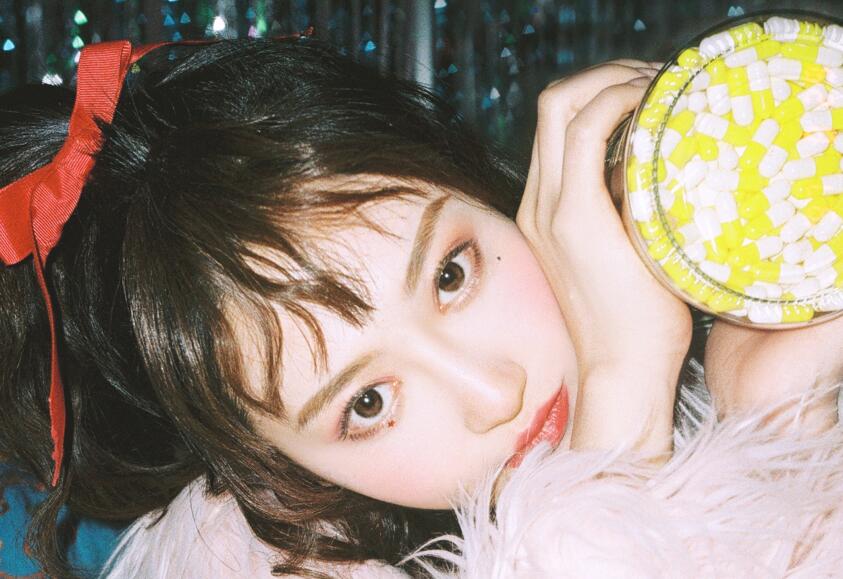 新婚夜身为处女的新娘 在丈夫面前迎合强盗的抽插