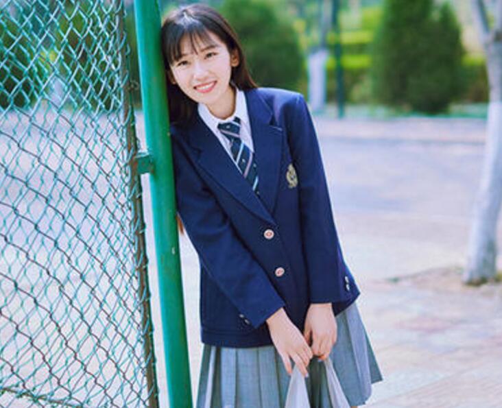 xxx 黑人家教给女学生做家教做到床上