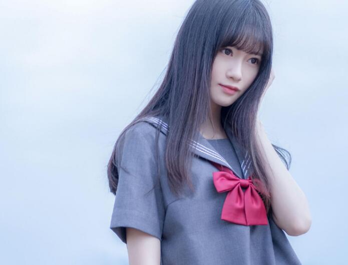 极品美女老师偶然一次家访 与学生家长发生了一段揪不清的暧昧…