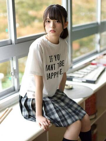 雨后小故事 撑裂湿润狭窄的花瓣口