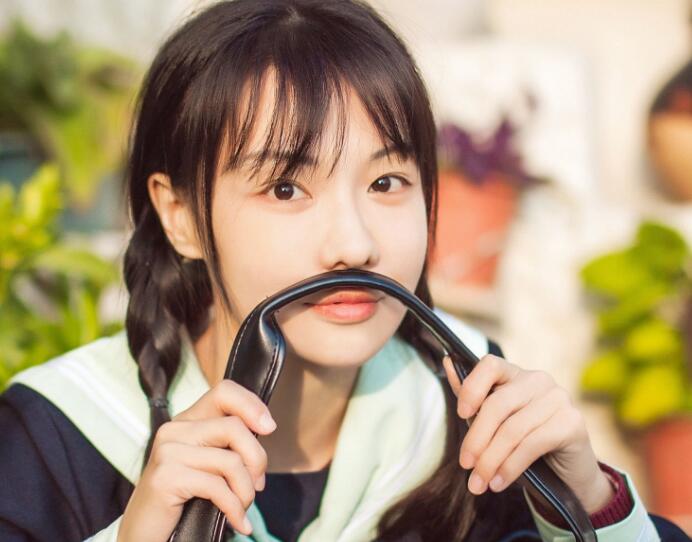 一边上楼梯太大了要撑坏了h 不行了