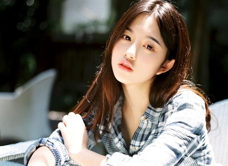 男女之间那点事 我自己在上面动太舒服了