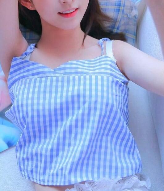 污长篇文章，把头埋在你腿里吸|孙玉梅史密斯