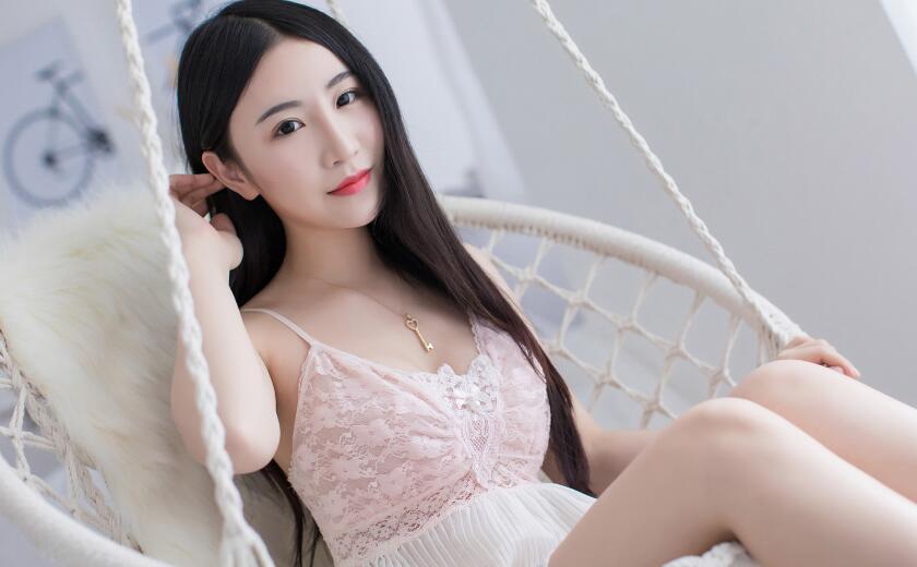 接吻时男生会硬顶了是什么感觉xxx