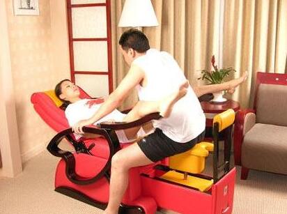  合欢椅，八爪椅子用法两人图解 情侣酒店八爪椅使用方法