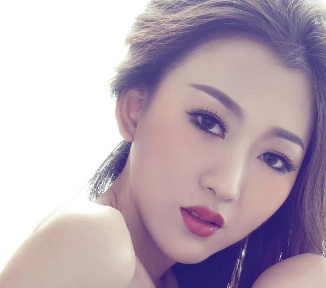 宝贝 乖一点自己来 你坐我上面自己动好不好宝贝