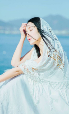 小妖精好紧再浪一点    把腿抬高我要添你下面 