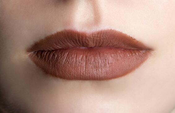 护肤品小样存在意义？不能贪小便宜而毁了自己的娇俏脸蛋！