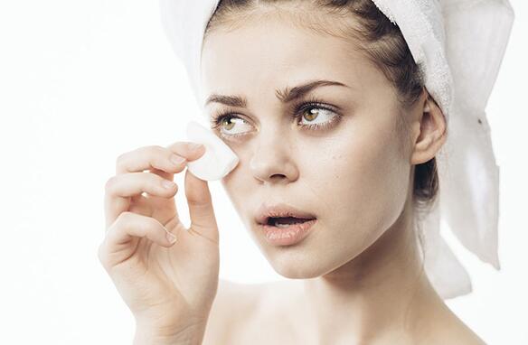 眼角细纹怎么去除？用有抗氧化功效的食物去皱