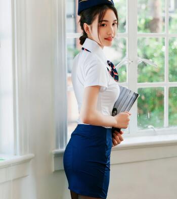 老师别了下面已经很涨了 拔出来啊!我们不可以这样啊 啊老师不可以