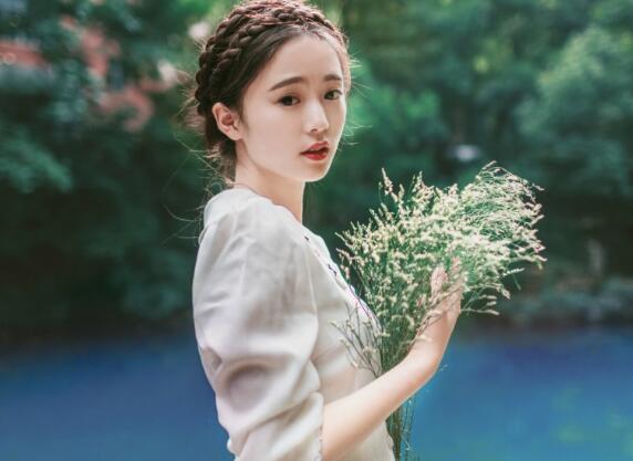 和漂亮的岳的那些事儿 我和岳母单独在家发生的那些事...