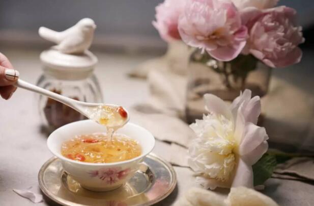 8种天然美白食物不得不吃 能防老抗衰，使肌肤艳丽