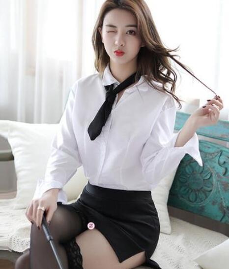 温梦卿去学生黄小星家访 老师不行我做不下去了小说